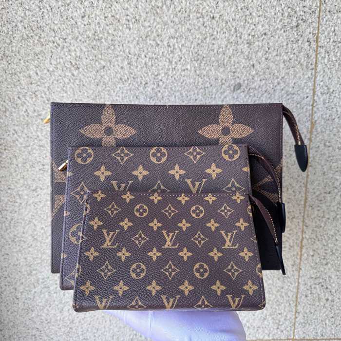LOUIS VUITTON 11248 トリオクラッチバッグ モノグラム サイズ:25x20x5.5cm