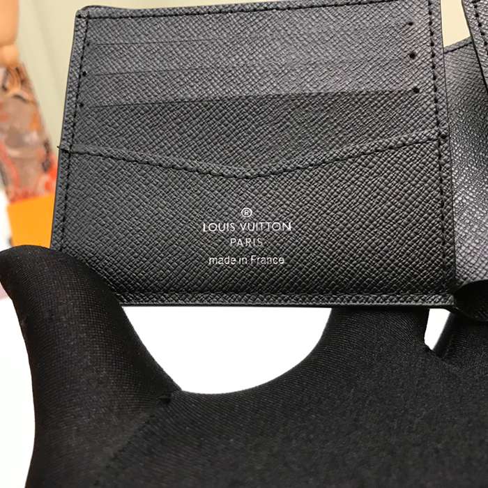 LOUIS VUITTON M60332 スレンダー長財布 エピ サイズ:11.9x9cm