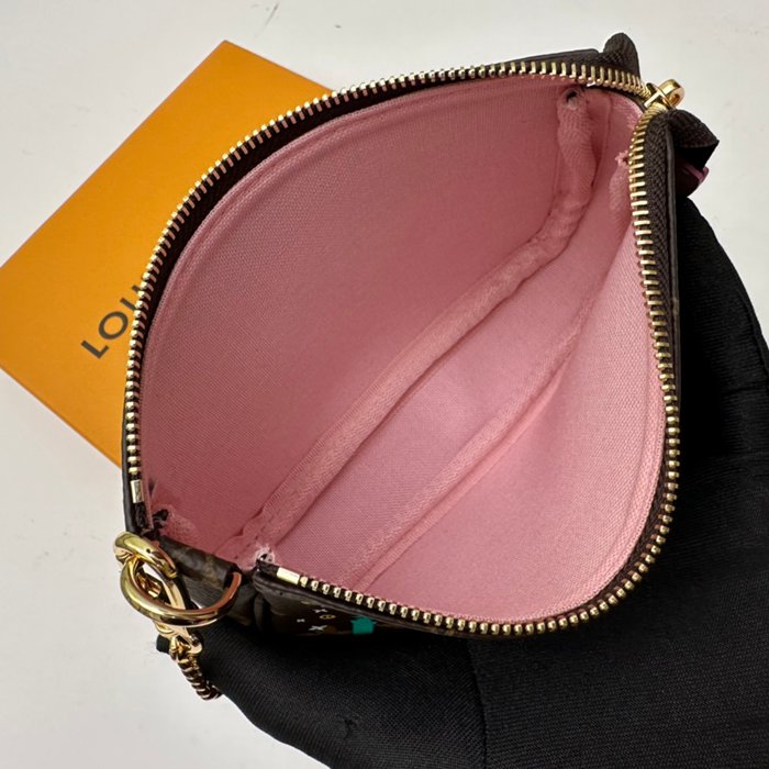 LOUIS VUITTON M81760 ミニポシェット アクセサリー ヴィヴィエンヌ サイズ:15.5x10.5cm