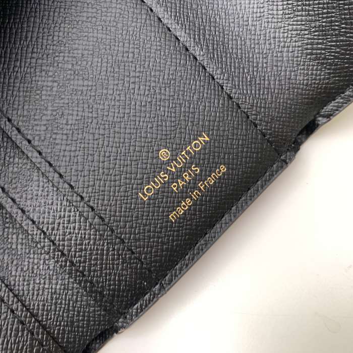 LOUIS VUITTON M80725 ゾエ短財布 モノグラムジャイアント サイズ:9.5x7.5cm