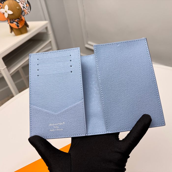 LOUIS VUITTON M14358 パスポートケース モノグラムマッカサー ブルー サイズ:10x14x2.5cm
