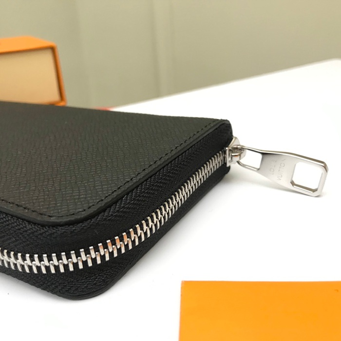 LOUIS VUITTON M30317 ジッピー縦型長財布 タイガ ブラック サイズ:20x10cm