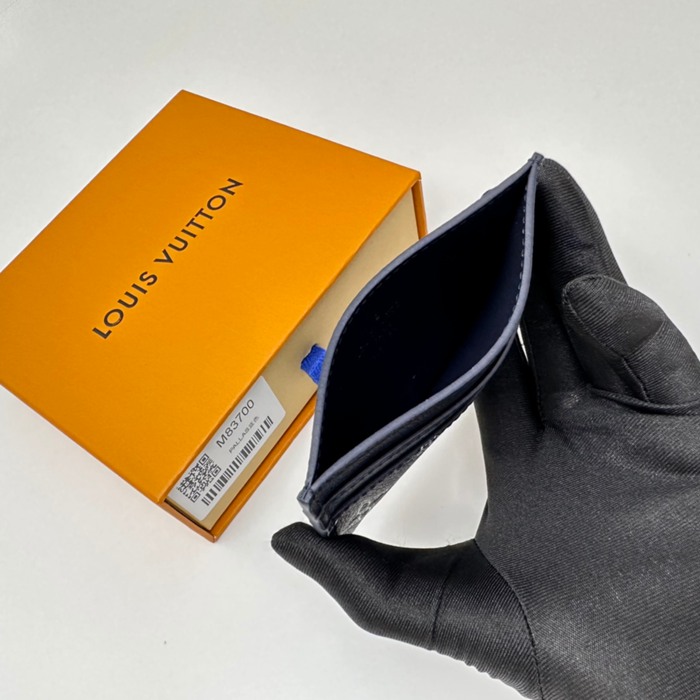 LOUIS VUITTON M83700 名刺ケース モノグラムシャドウ ブルー サイズ:11x7x1.5cm