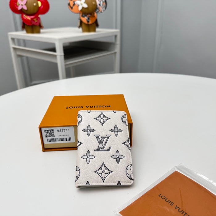 LOUIS VUITTON M83377 ポケットオーガナイザー モノグラムシャドウ アイボリー サイズ:7.5x11.1cm