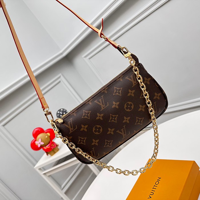 LOUIS VUITTON M82766 ポシェット アクセサリー モノグラム サイズ:23.5x13.5cm