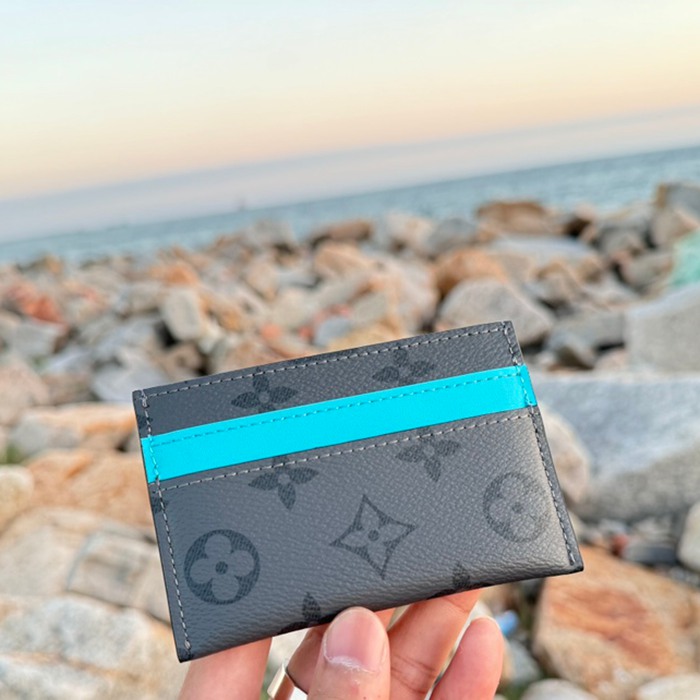 LOUIS VUITTON M11471 カードケース モノグラムエクリプスリバース サイズ:11x7cm