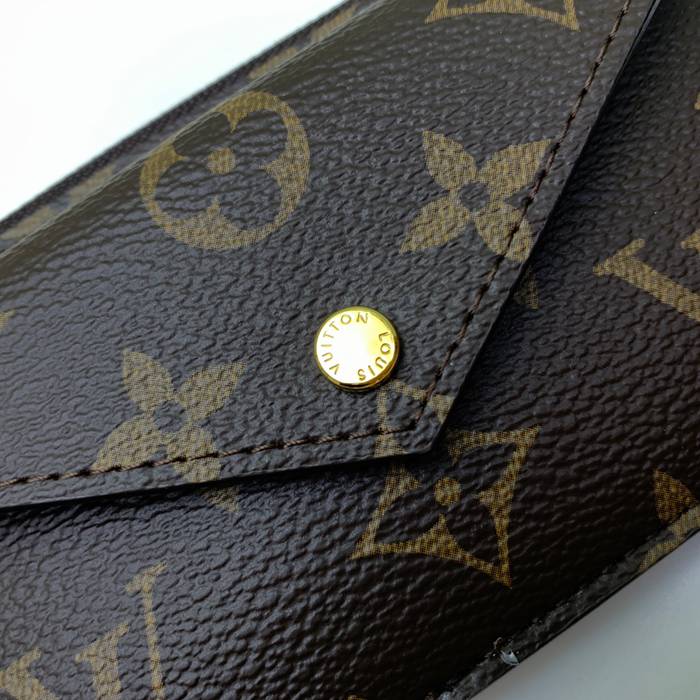 LOUIS VUITTON M69431 レクトヴェルソ カードケース モノグラム サイズ:13x9.5x2.5cm