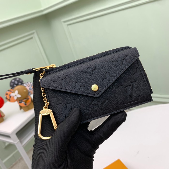 LOUIS VUITTON M69421 レクトヴェルソ カードケース モノグラムアンプラント ブラック サイズ:13x9.5x2.5cm