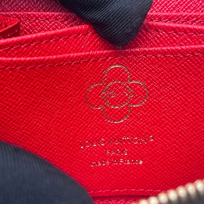 LOUIS VUITTON M12210 ジッピーコインケース キャンディファクトリー サイズ:11x8.5cm