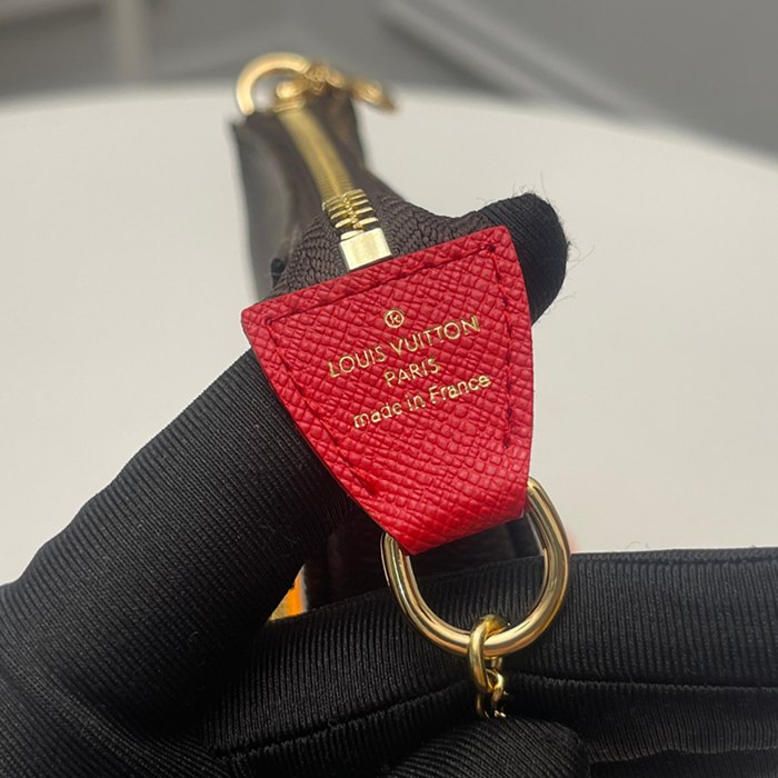 LOUIS VUITTON M12205 ミニポシェット アクセサリー キャンディファクトリー サイズ:15.5x10.5cm