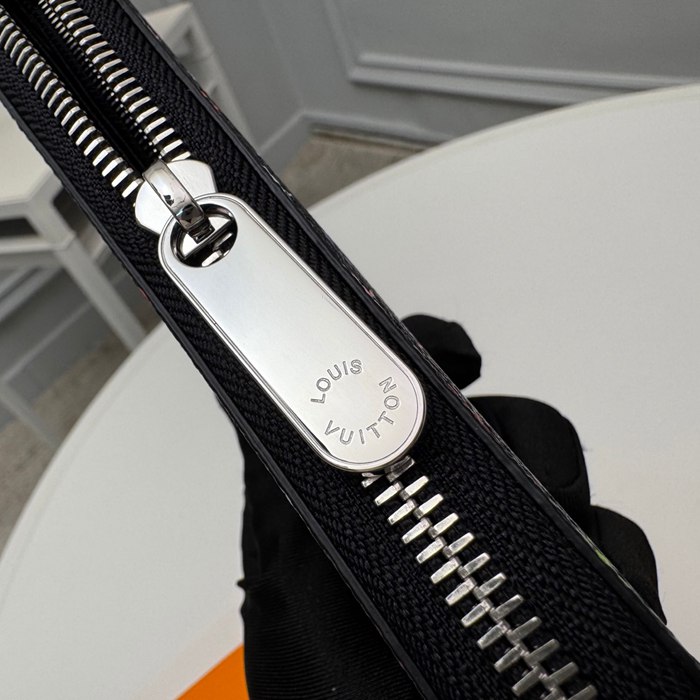 LOUIS VUITTON M13922 長財布 村上隆コラボ ブラックマルチ サイズ:19x10cm