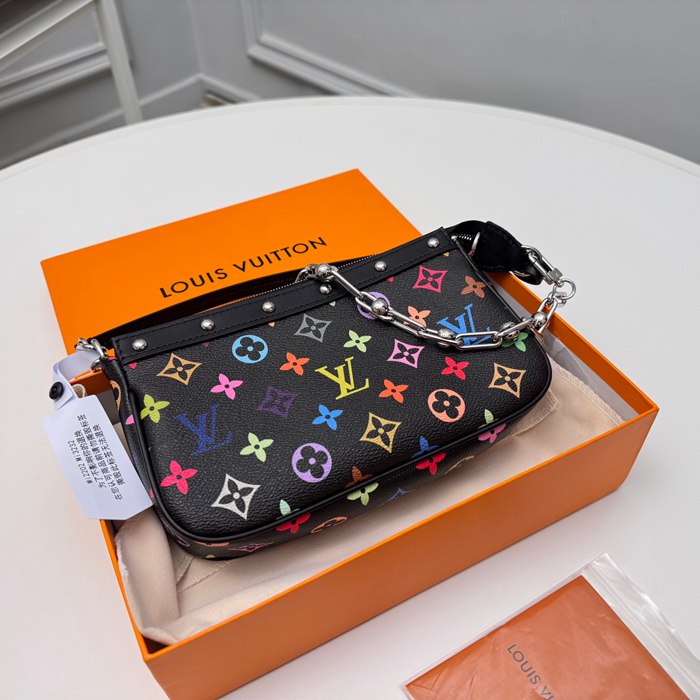 LOUIS VUITTON M13404 ポシェット アクセサリー 村上隆コラボ ブラックマルチ サイズ:22x13cm