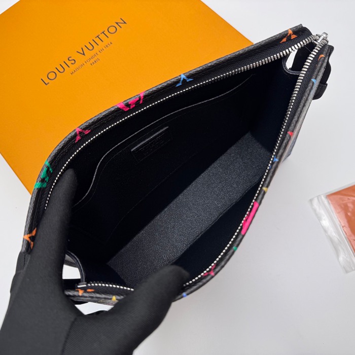 LOUIS VUITTON M13746 コスメボックス 村上隆コラボ ブラックマルチ サイズ:25x20x5.5cm