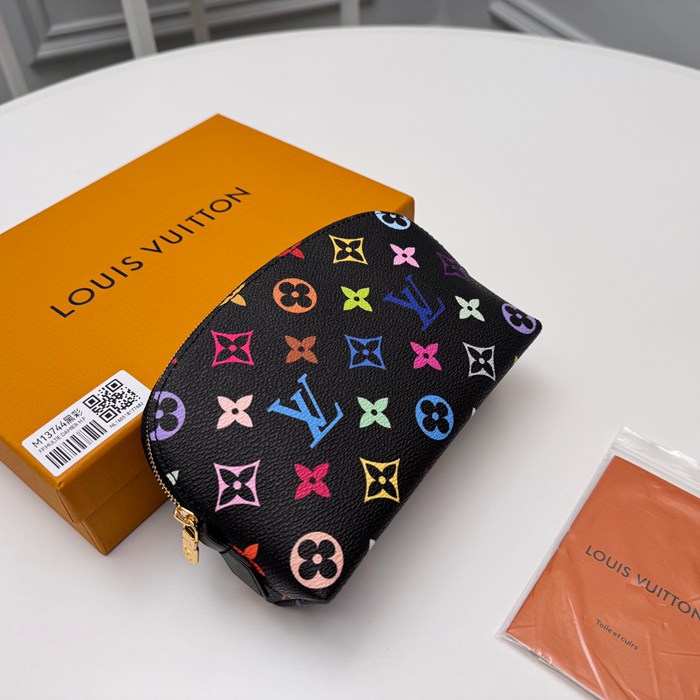 LOUIS VUITTON M13744 コスメポーチ 村上隆コラボ ブラックマルチ サイズ:19x12cm