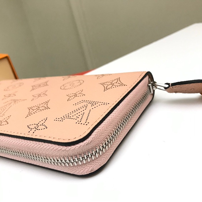 LOUIS VUITTON M61868 ジッピー長財布 マヒナ ピンク サイズ:19.5x10.5x2.5cm