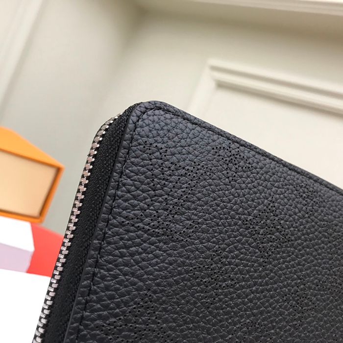LOUIS VUITTON M61867 ジッピー長財布 マヒナ ブラック サイズ:19.5x10.5x2.5cm