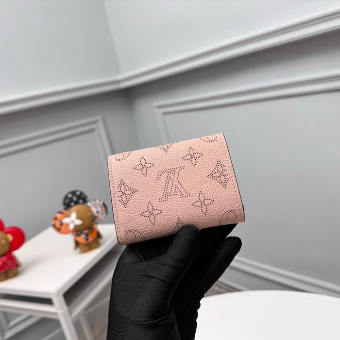 LOUIS VUITTON M82795 イリスXS 財布 モノグラムアンプラント ピンク サイズ:9.8x7.8cm