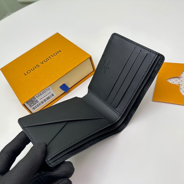 LOUIS VUITTON M82072 パイロット ブリーフケース LVエアログラム サイズ:11x10cm