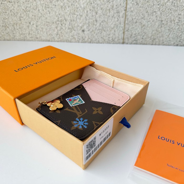 LOUIS VUITTON M15333 ロミーカードケース ヴィヴィエンヌ サイズ:12x8x0.8cm