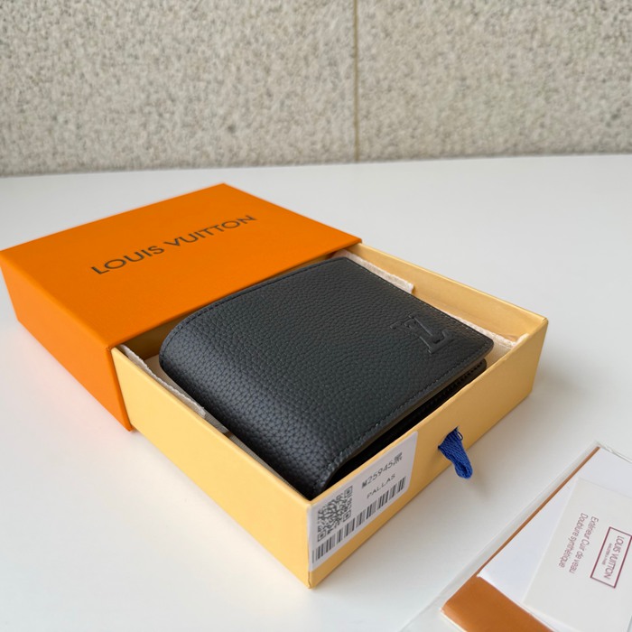 LOUIS VUITTON M25945 マルチプル短財布 LVエアログラム ブラック サイズ:5x9x1.5cm