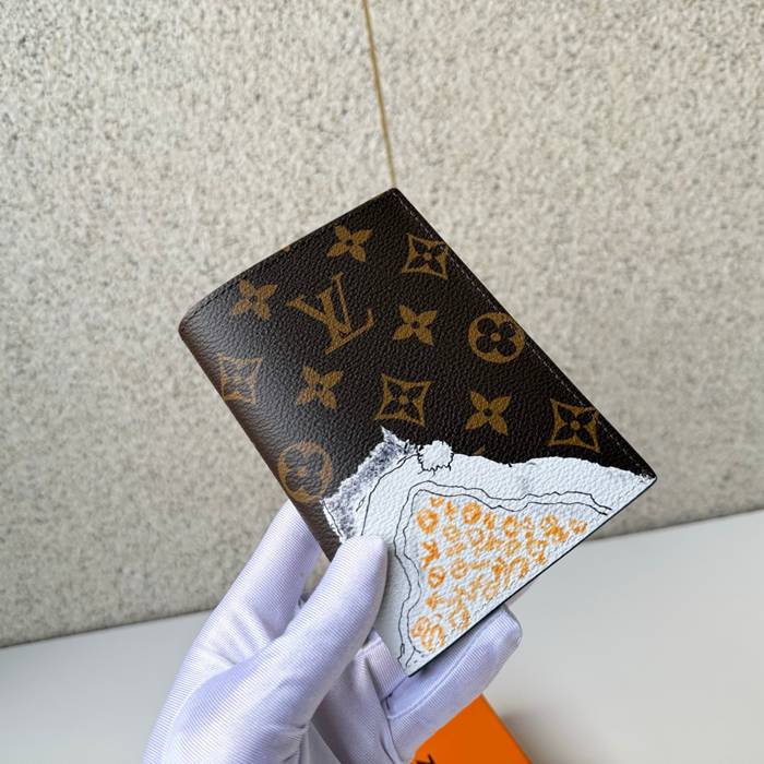 LOUIS VUITTON M25753 パスポートケース グレースコディントンコラボ サイズ:14x10x2.5cm