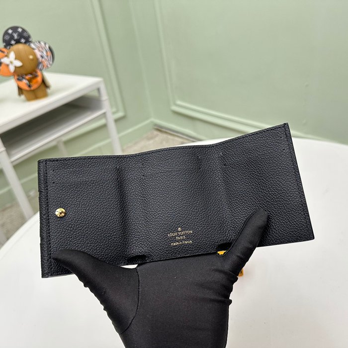 LOUIS VUITTON M82133 セレステ 財布 モノグラム サイズ:10x8cm
