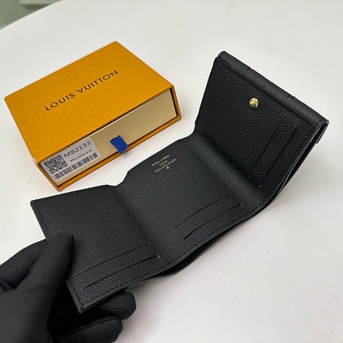 LOUIS VUITTON M82133 セレステ 財布 モノグラム サイズ:10x8cm