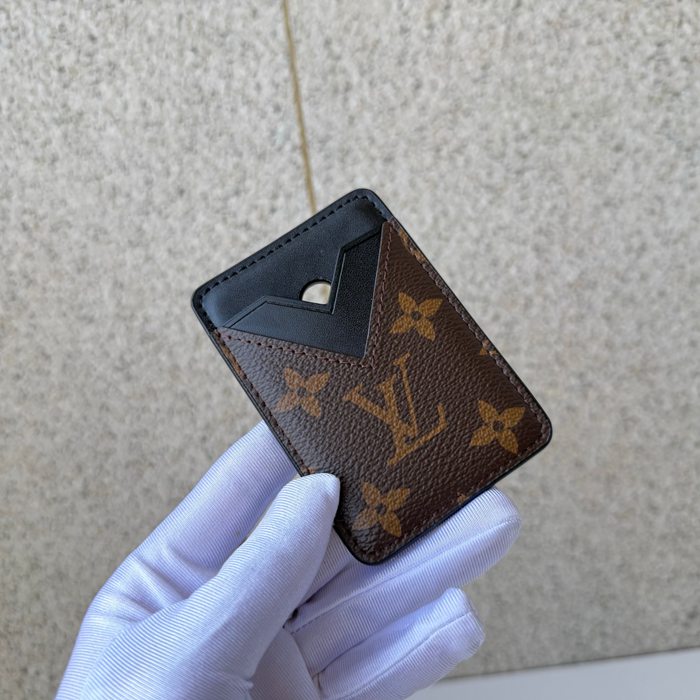 LOUIS VUITTON M13185 マグネットカードケース モノグラムエクリプス サイズ:9.5x6.5x0.5cm