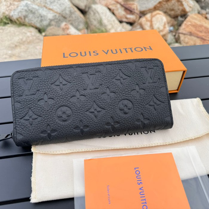 LOUIS VUITTON M11721 ジッピー長財布 ホリゾンタル エピ サイズ:21x2.5x10cm