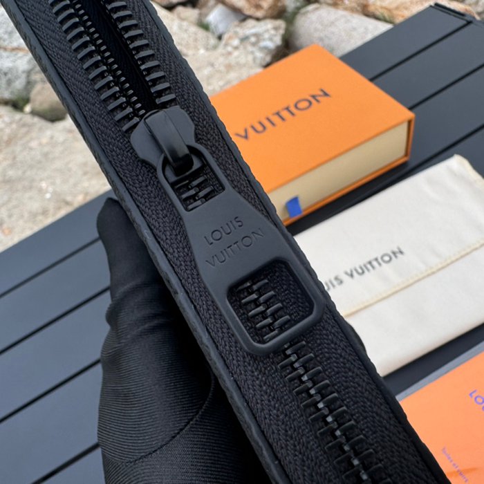 LOUIS VUITTON M11721 ジッピー長財布 ホリゾンタル エピ サイズ:21x2.5x10cm