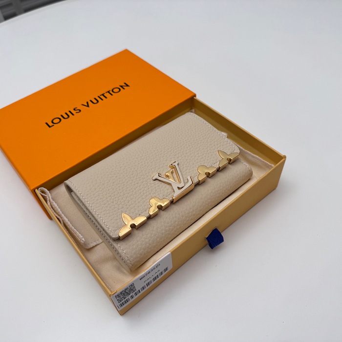 LOUIS VUITTON M82835 カピシーヌ コンパクト財布 ホワイト サイズ:13.5x9.5cm