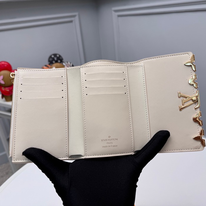 LOUIS VUITTON M82835 カピシーヌ コンパクト財布 ホワイト サイズ:13.5x9.5cm