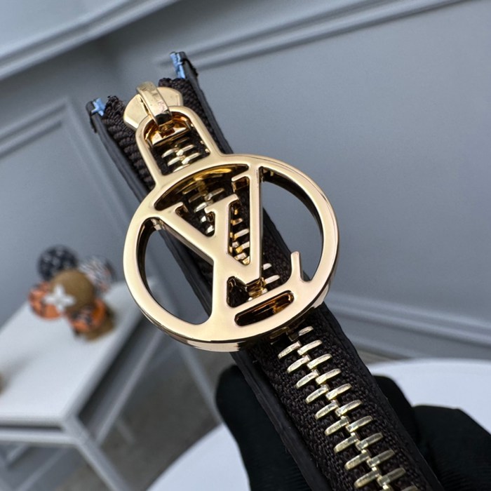 LOUIS VUITTON M83602 ロミーカードケース モノグラム ブルー サイズ:12x8x0.8cm