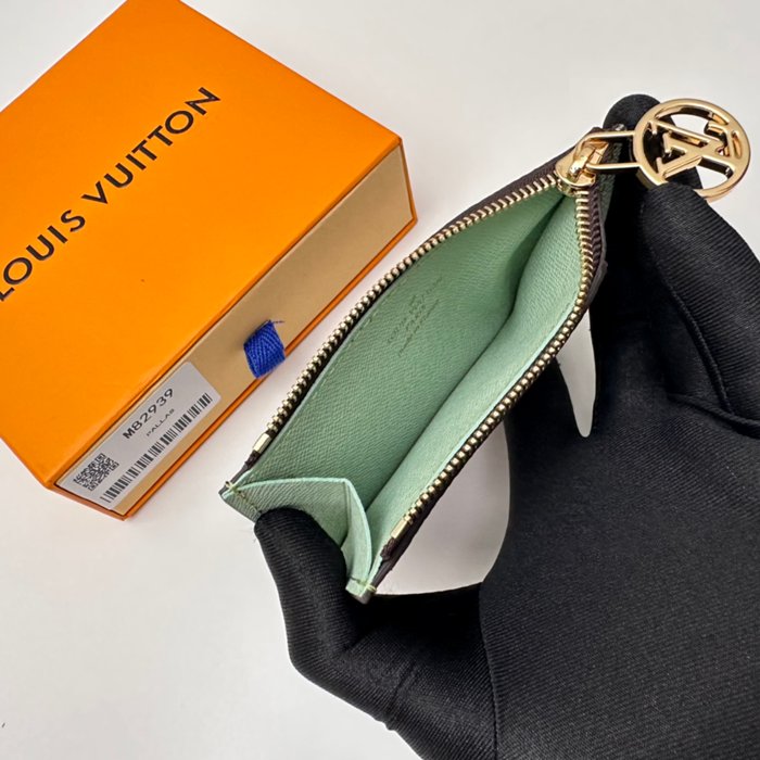 LOUIS VUITTON M82939 ロミーカードケース モノグラム サイズ:12x8x0.8cm
