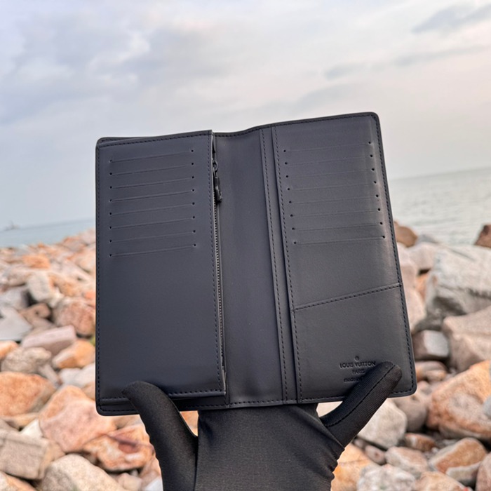LOUIS VUITTON M69980 ブラッザ長財布 LVエアログラム ブラック サイズ:19x10cm