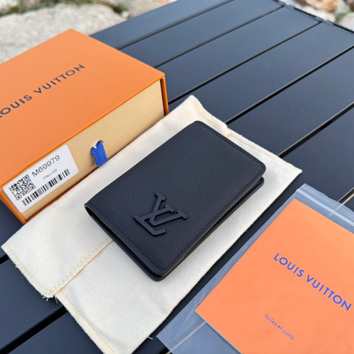 LOUIS VUITTON M69979 ポケットオーガナイザー LVエアログラム ブラック サイズ:8x11cm