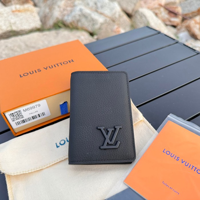 LOUIS VUITTON M69979 ポケットオーガナイザー LVエアログラム ブラック サイズ:8x11cm