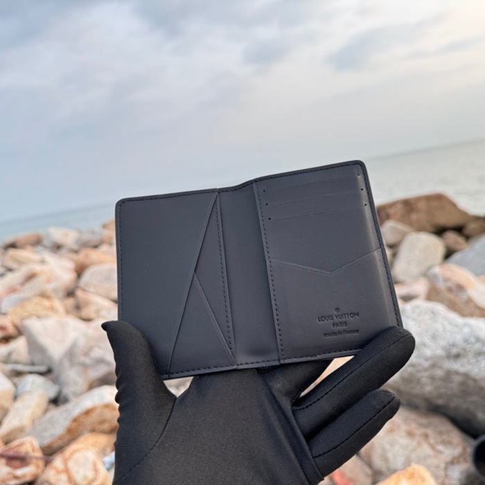 LOUIS VUITTON M69979 ポケットオーガナイザー LVエアログラム ブラック サイズ:8x11cm