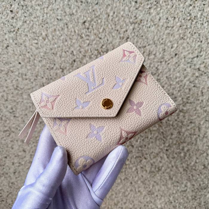 LOUIS VUITTON M25649 ヴィクトリーヌ財布 モノグラムアンプラント サイズ:12x9.5x2.5cm