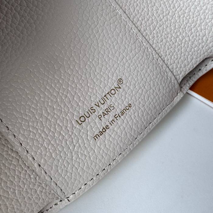 LOUIS VUITTON M25649 ヴィクトリーヌ財布 モノグラムアンプラント サイズ:12x9.5x2.5cm