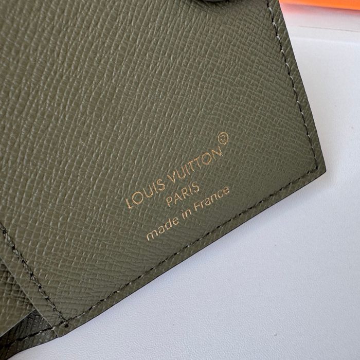 LOUIS VUITTON M25693 リサ財布 モノグラム オリーブ サイズ:9x11.5x1.5cm