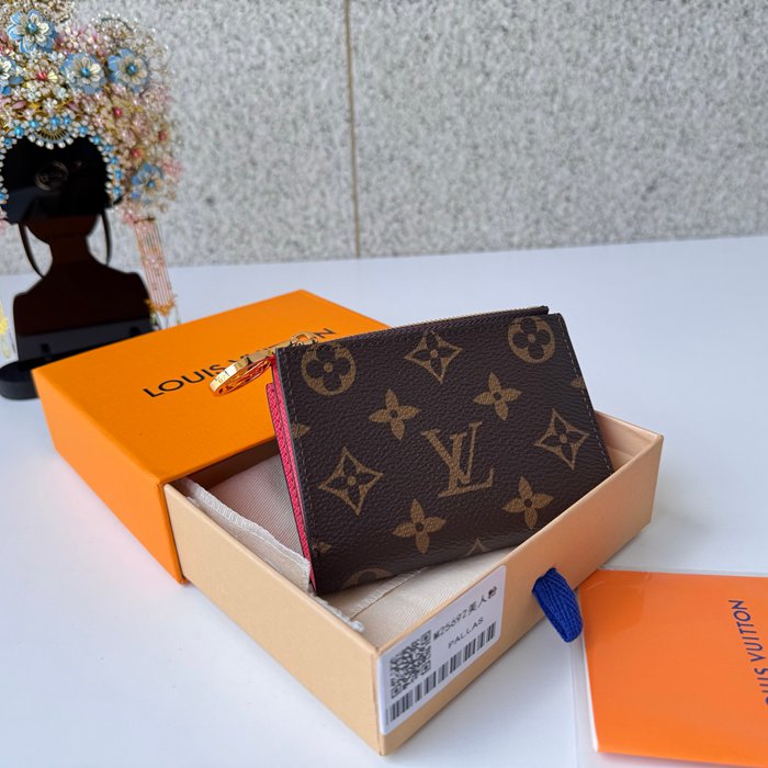 LOUIS VUITTON M25692 リサ財布 モノグラム ピンク サイズ:9x11.5x1.5cm