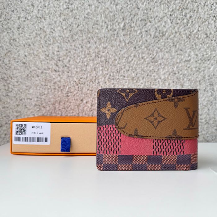 LOUIS VUITTON M26012 短財布 モノグラムランドスケープ サイズ:11x8.5cm