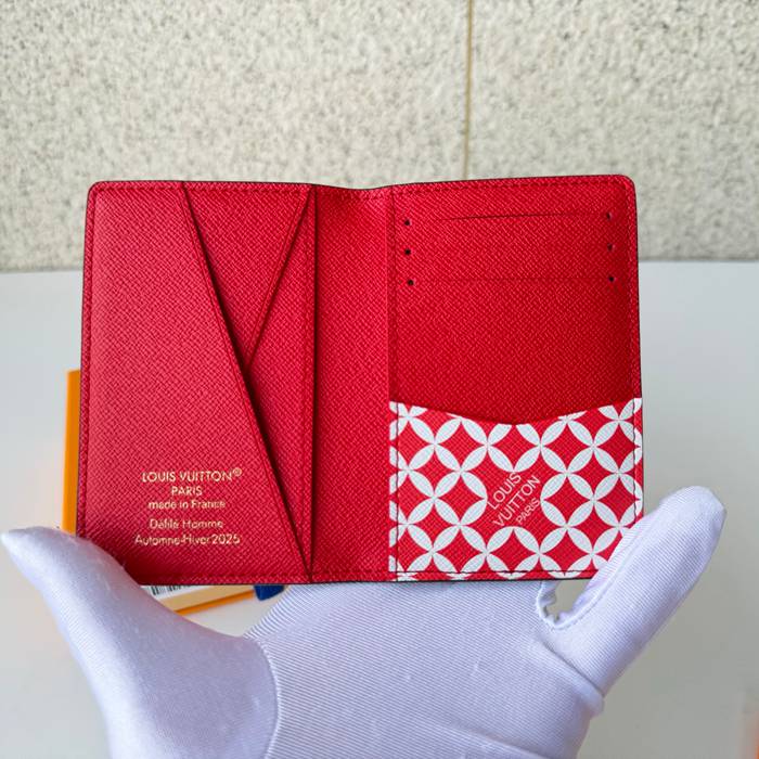 LOUIS VUITTON N40776 カードケース ダミエアズール ファレルウィリアムズ サイズ:7.5x1x11.1cm