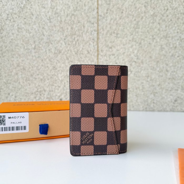 LOUIS VUITTON N40776 カードケース ダミエアズール ファレルウィリアムズ サイズ:7.5x1x11.1cm