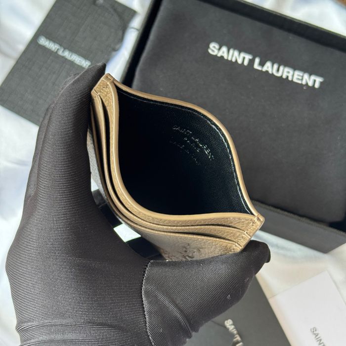 SAINT LAURENT 687098 カードケース 荔枝紋 サイズ:10x7.5x0.5cm