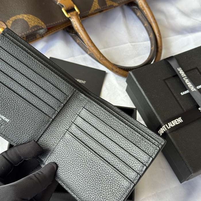 SAINT LAURENT 607727 メンズ対折り財布 荔枝紋 サイズ:11x9.5x2.5cm
