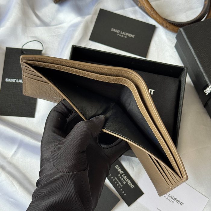 SAINT LAURENT 607727 メンズ対折り財布 荔枝紋 サイズ:11x9.5x2.5cm