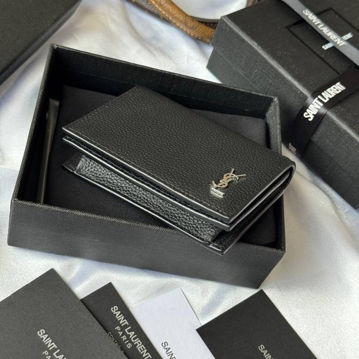SAINT LAURENT 693492 フラップ名刺ケース 荔枝紋メタル サイズ:11x7.5cm