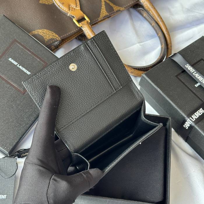 SAINT LAURENT 693492 フラップ名刺ケース 荔枝紋メタル サイズ:11x7.5cm